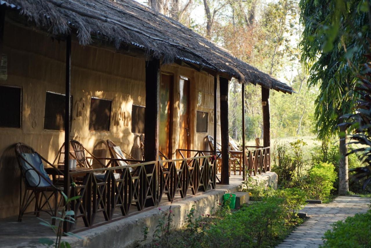 Forest Hideaway Resort Pvt Ltd Bardiya Exterior foto